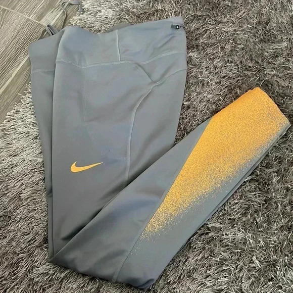 Nike runway high waist tights - Picture 9 of 12